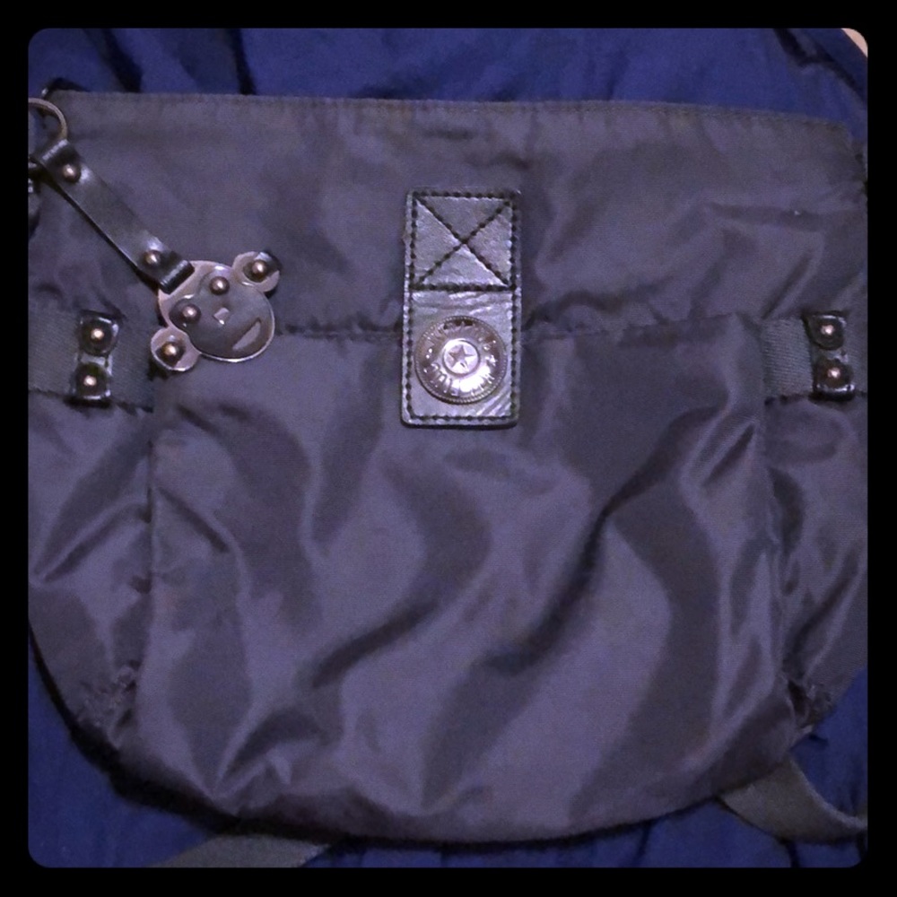 A 🐵repost Kipling cross body bag 🐵